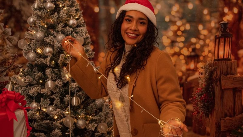 Best Christmas Lights (2026): Tree, Outdoor, Smart & Budget Picks